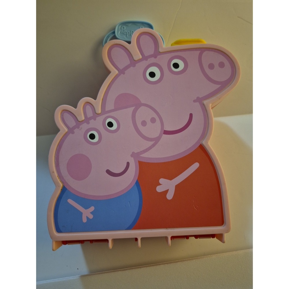 Peppa Pig‎ Toys Storage Case Carry Along Friends And Lot Of Figures As Shown
